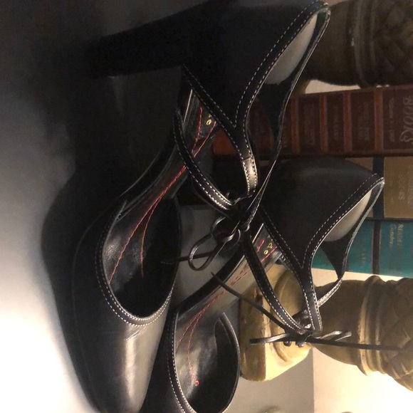 Kate Spade Pumps - Picture 3 of 7